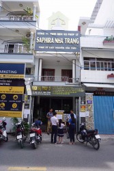 Công ty TNHH Dịch vụ pháp lý Saphira Nha Trang: Tặng 5.000 khẩu trang y tế miễn phí cho người dân