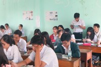 Giáo viên không tự ý đi khỏi tỉnh, học sinh hạn chế ra khỏi nhà