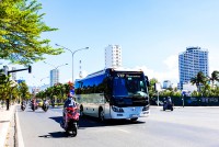 Việc cấm xe trên 29 chỗ vào trung tâm thành phố Nha Trang giờ cao điểm: Hài hòa lợi ích giữa các bên