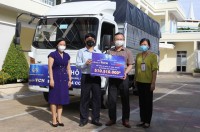 Báo Khánh Hòa và Công ty Cổ phần Đầu tư VCN tặng 1.700 suất quà hỗ trợ người dân Nha Trang