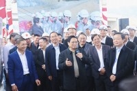 Thủ tướng Chính phủ Phạm Minh Chính biểu dương thi công cao tốc Nha Trang - Cam Lâm vượt tiến độ