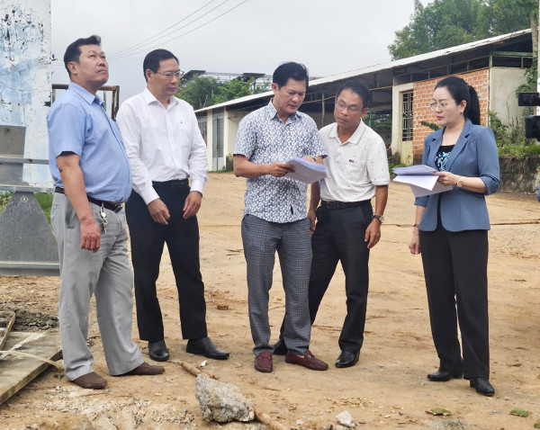 Đoàn giám sát của HĐND tỉnh Khánh Hòa: Khảo sát việc giải quyết kiến nghị cử tri tại huyện Khánh Vĩnh, Diên Khánh và TP. Nha Trang