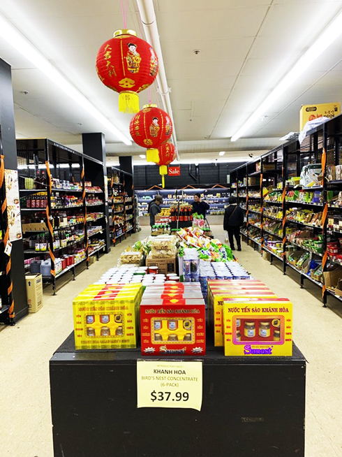 Sản phẩm Yến sào Khánh Hòa tại siêu thị ở Úc.  